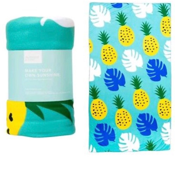 summer & rose Other - NIP Summer & Rose Beach Towel